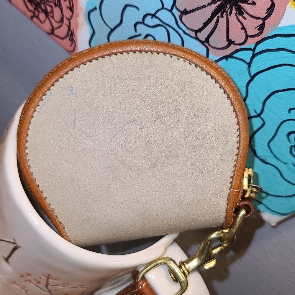 Vintage Dooney & Bourke Coin Wallet - Picture 3 of 8